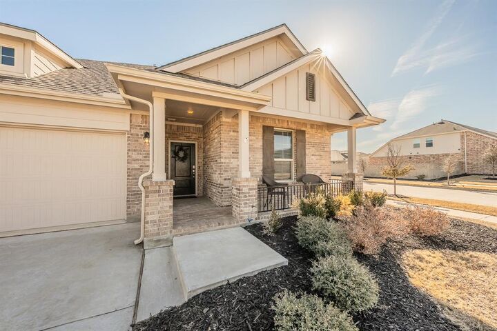 Property Photo:  1713 Brindle Street  TX 76247 