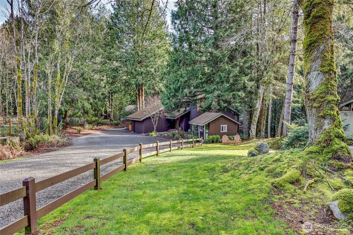 Property Photo: 121 Machias Loop WA 98365