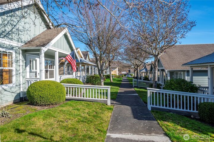 Property Photo:  161 W Whidbey Avenue 21  WA 98277 