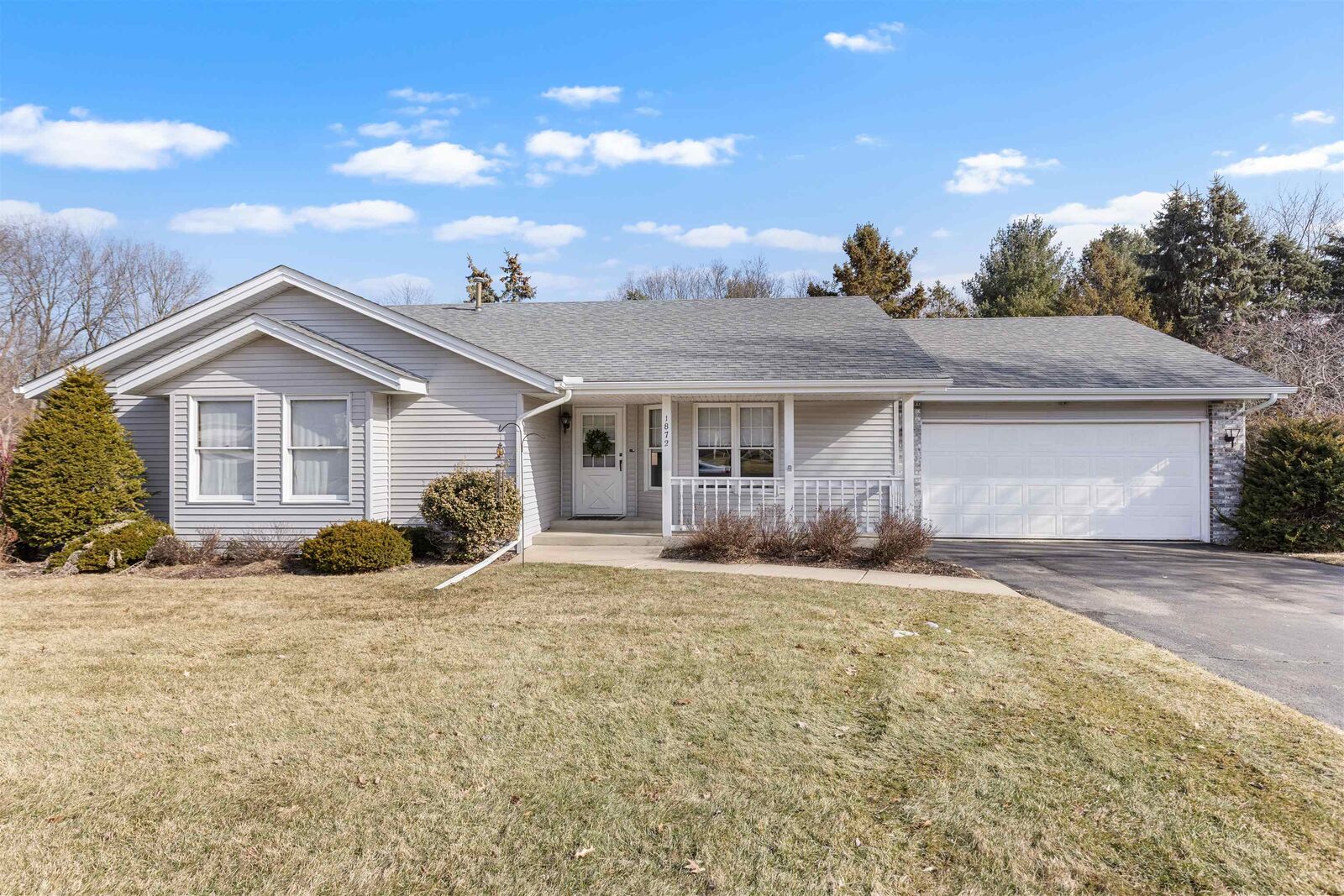 Property Photo:  1872 S Trainer Road  IL 61108 