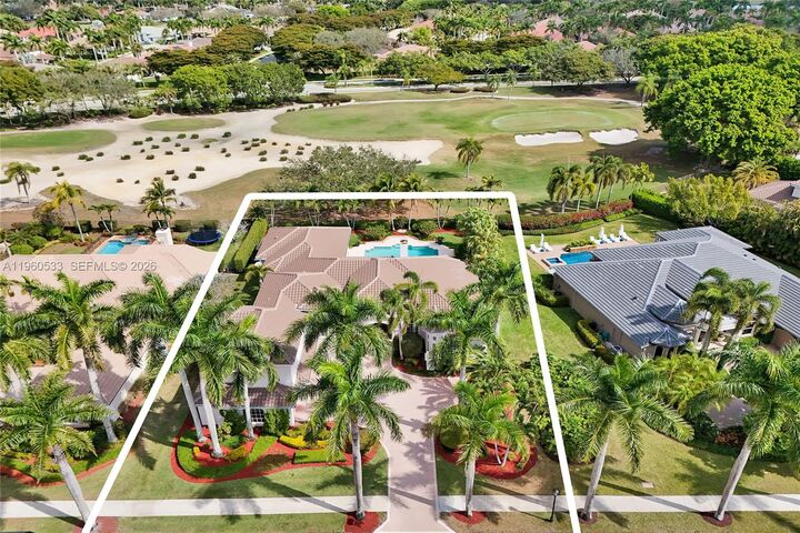 Property Photo: 2539 Royal Palm Way FL 33327