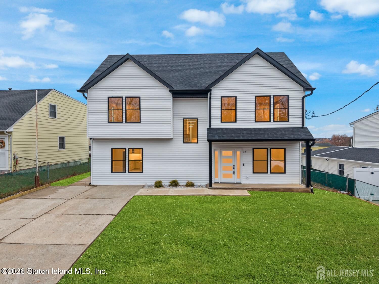 Property Photo:  33 Elm Terrace  NJ 08859 