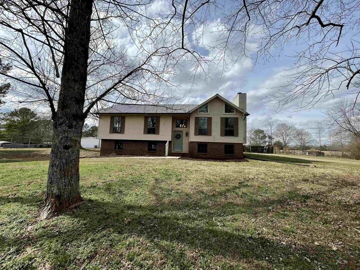 Property Photo:  1215 Co Rd 609  AL 35077 - HANCEVIL 