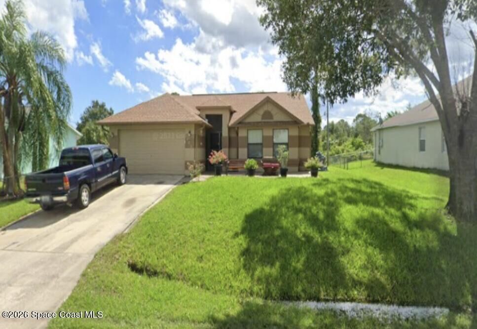 Property Photo: 1463 Santa Anna Street SE FL 32909