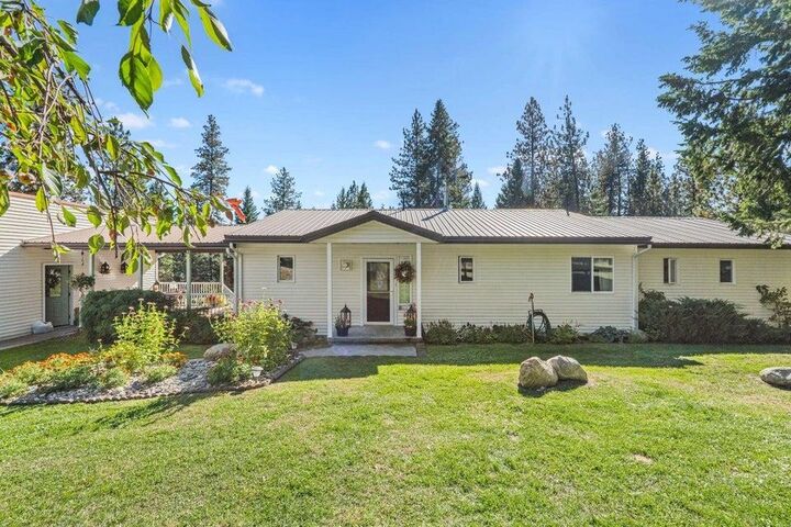 Property Photo:  2419 Q Sand Canyon Rd  WA 99109 