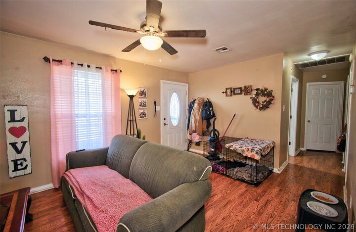 Property Photo:  2025 Robison Street  OK 74403 