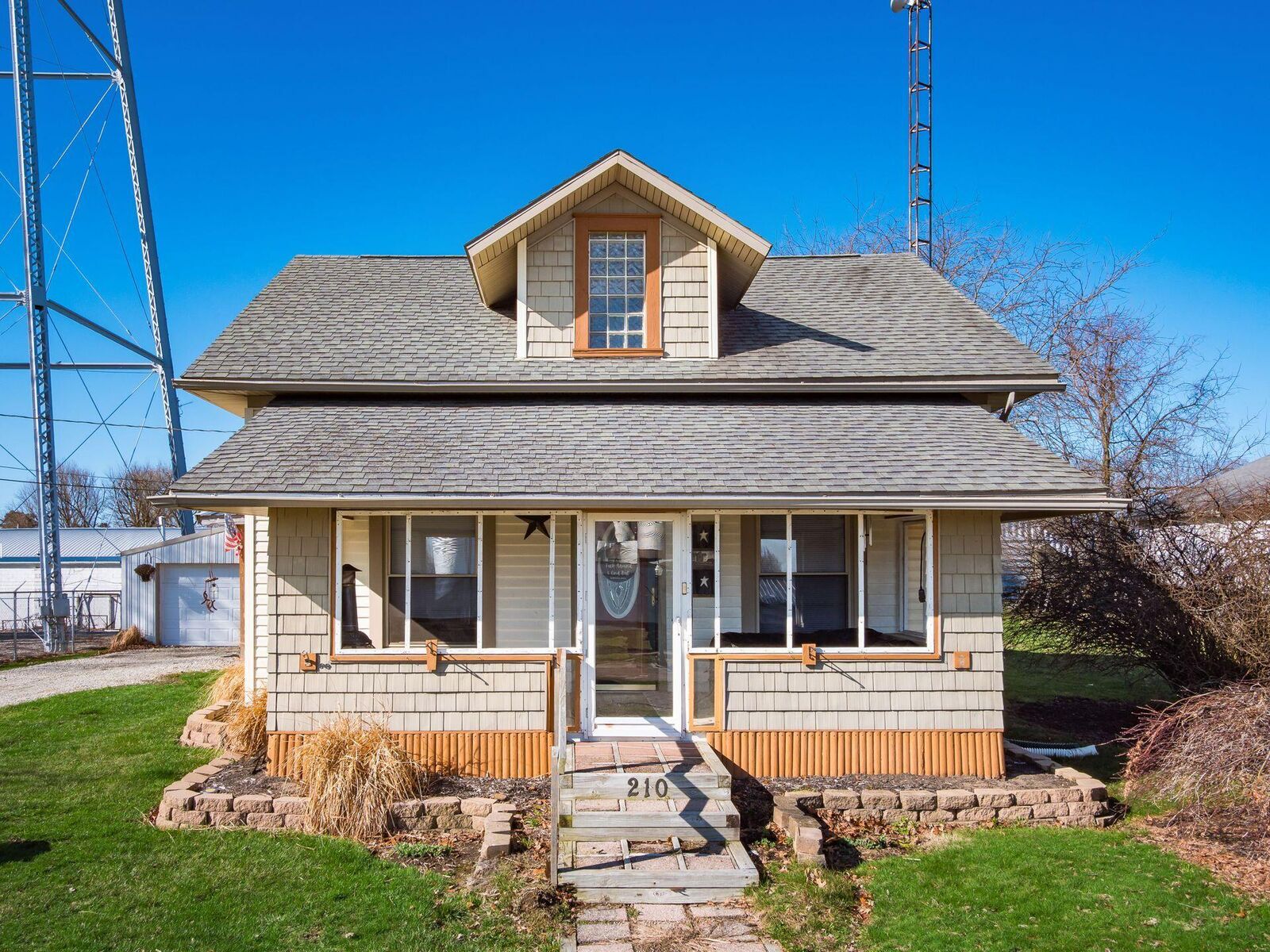 Property Photo:  210 S Elm Street  OH 43340 