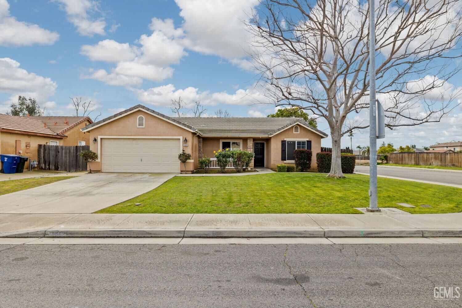 Property Photo:  12325 Lavina Avenue  CA 93312 