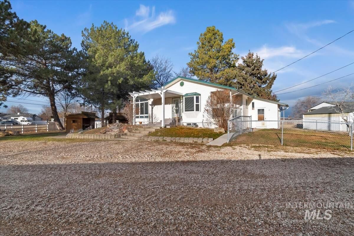 Property Photo:  3320 Wilson Lane  ID 83686 