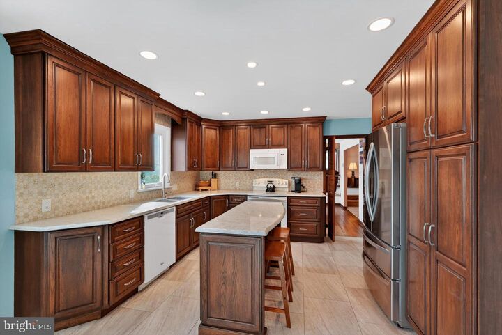 Property Photo:  372 High Street  PA 18964 