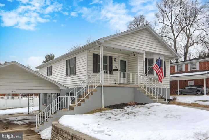 Property Photo: 1921 Dartmouth Street PA 17011