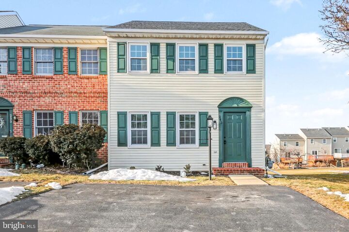 Property Photo:  245 Robin Hill Circle  PA 17404 