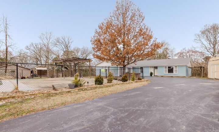 Property Photo:  104 Rainbow Lane  AR 71913 