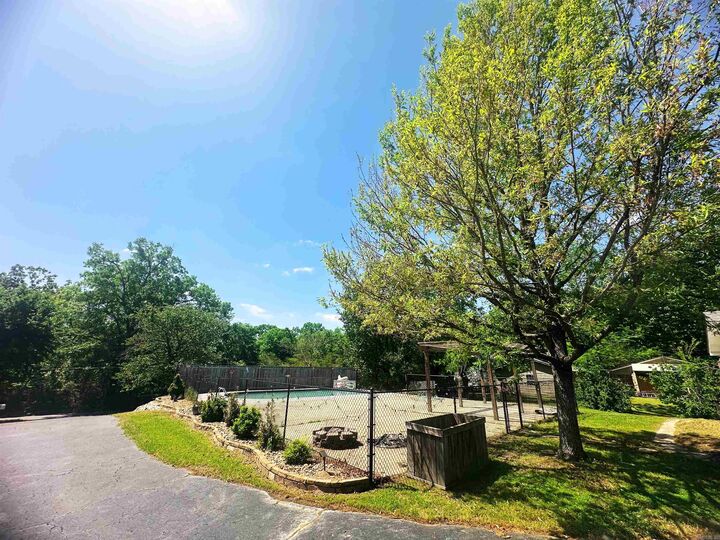 Property Photo:  104 Rainbow Lane  AR 71913 