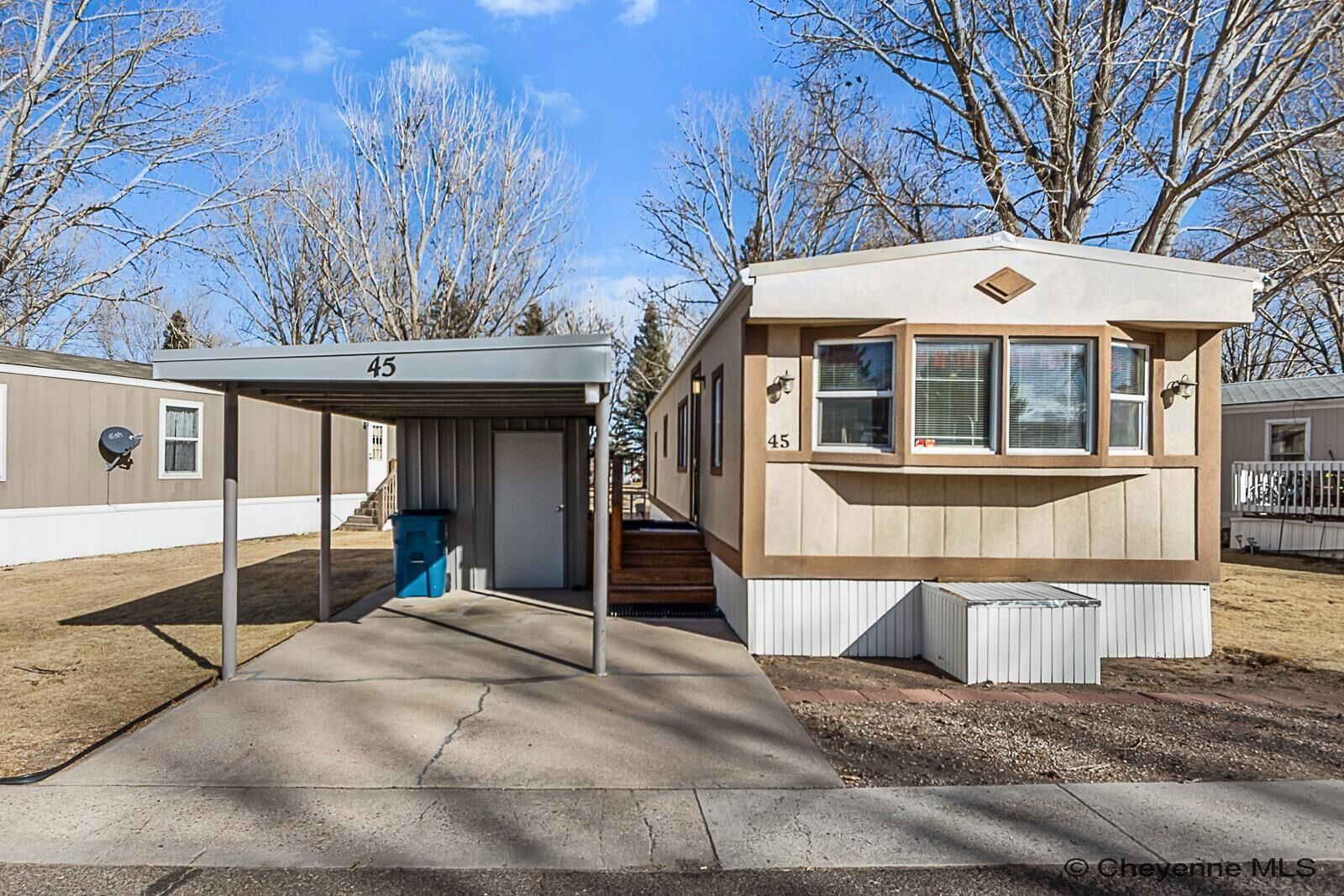 Property Photo: 609 E Prosser Rd 45 WY 82007