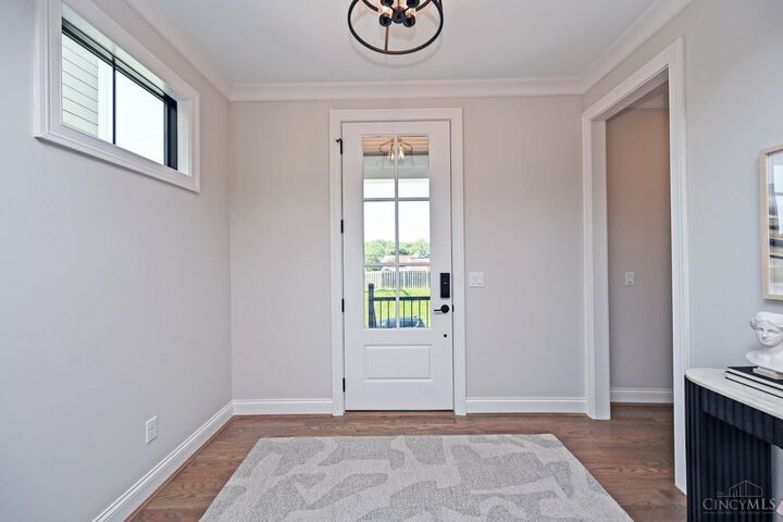 Property Photo: 7406 Orchard Street OH 45227