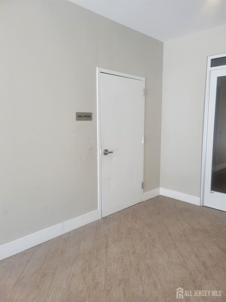Property Photo:  231 Lorhan Drive  NJ 08854 
