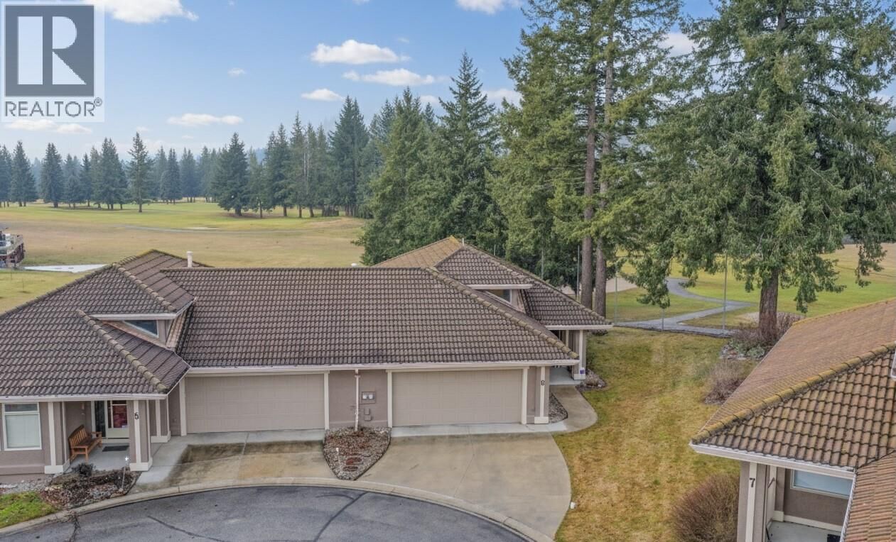 Property Photo: 2550 Golf Course Drive 6 BC V0E 1H1
