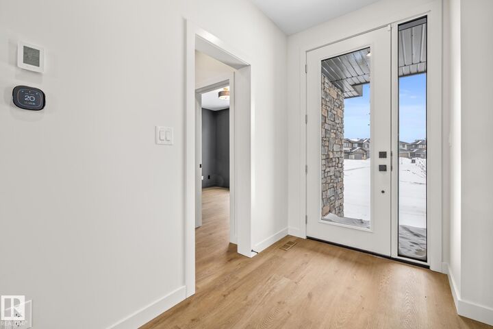 Property Photo:  4543 Knight Wynd SW  AB T6W 4B7 