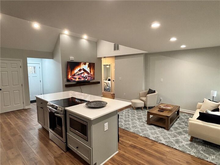 Property Photo: 1739 Carter Circle GA 30344