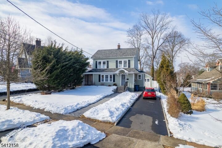 Property Photo:  807 Berkeley Ave  NJ 07062 