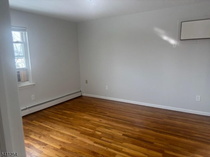 Property Photo: 301 N 12th St NJ 07033