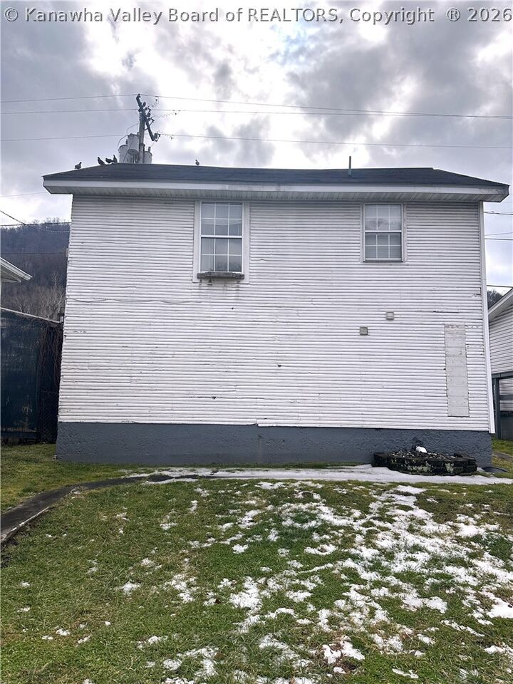 Property Photo:  617 4th Avenue  WV 25136 