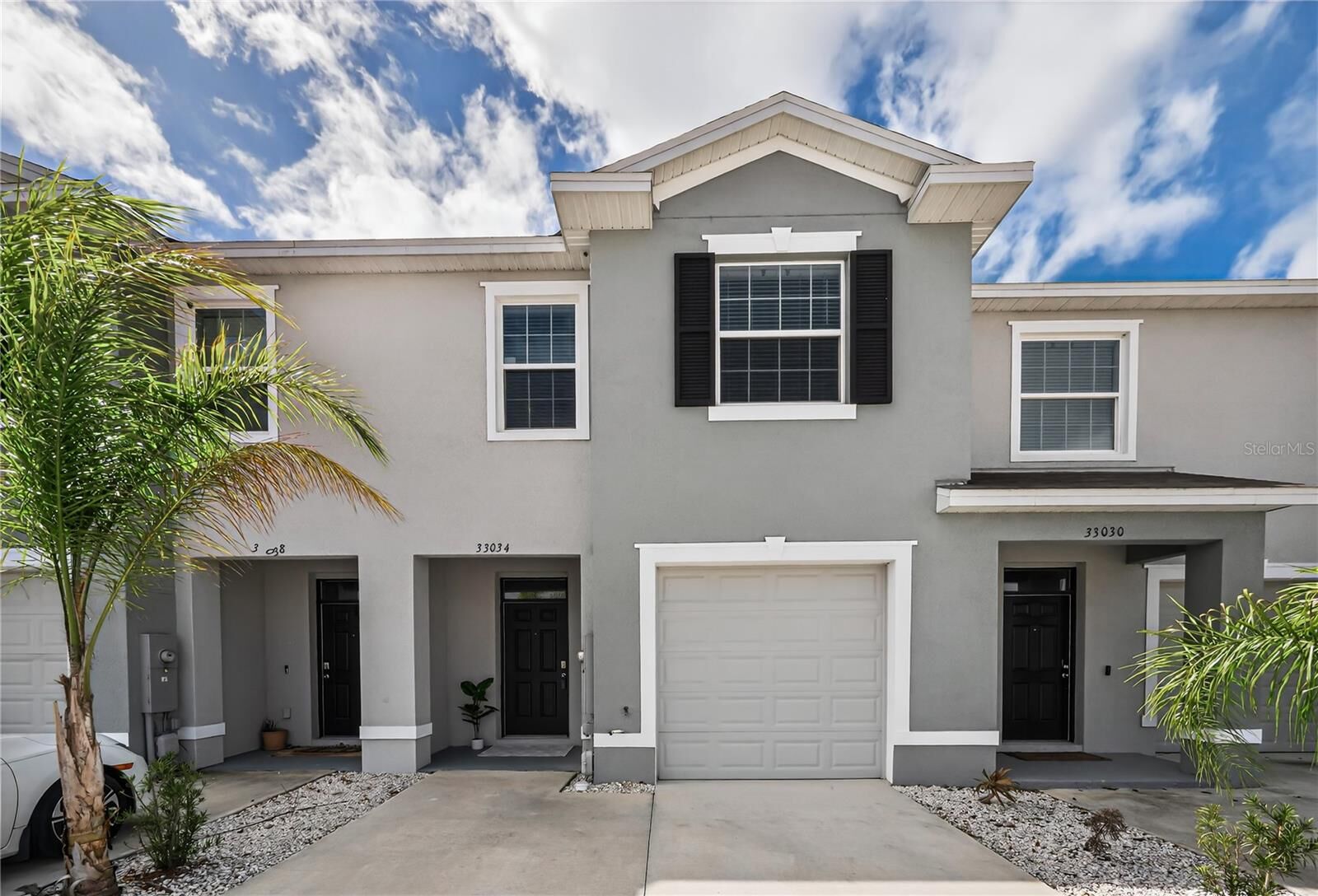 Property Photo: 33034 Major Oak Drive FL 33545