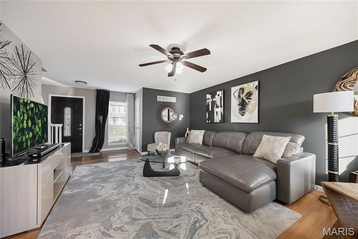 Property Photo: 2147 Riding Spur Drive MO 63146