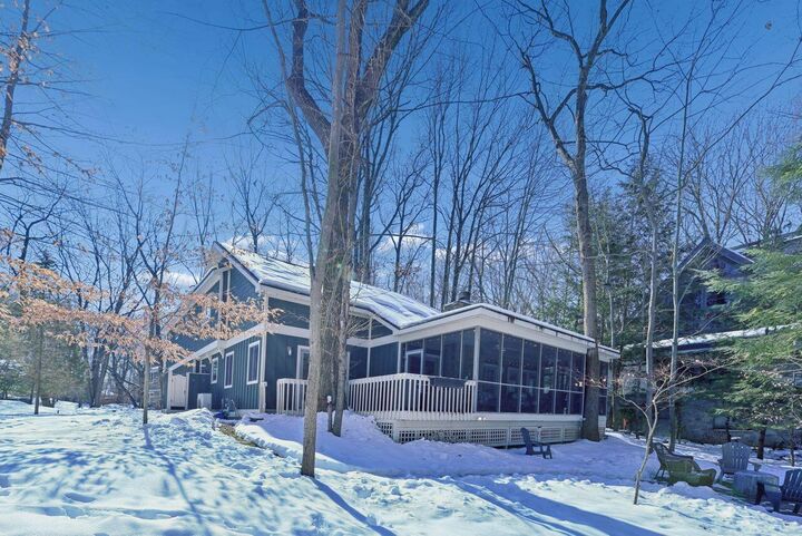 Property Photo:  7039 Sand Dune Drive  MI 49125 