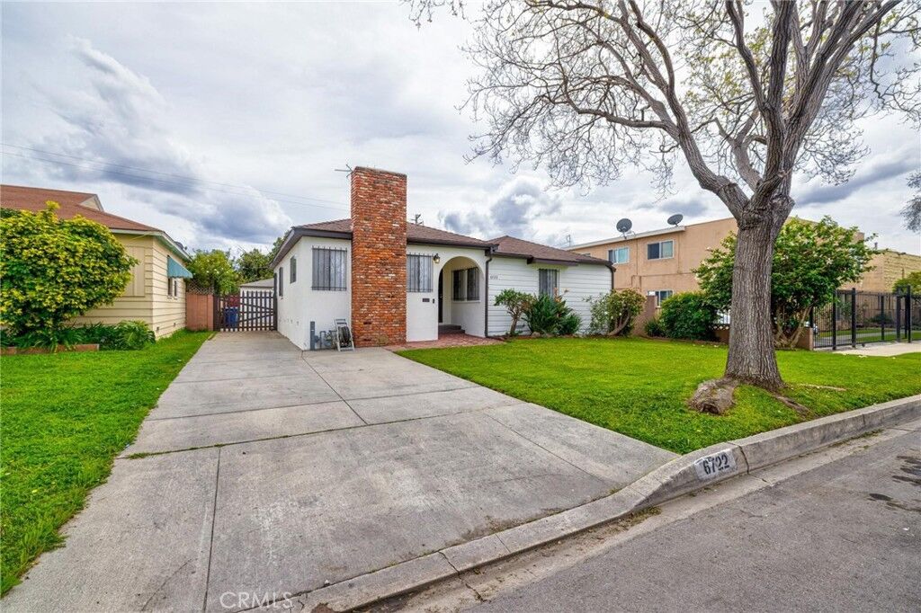Property Photo:  6722 Keltonview Drive  CA 90660 