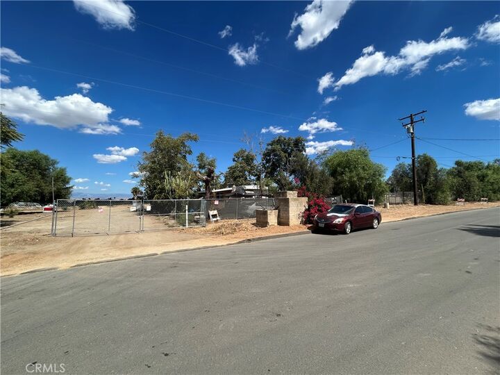 Property Photo:  29570 13 Th Street  CA 92567 