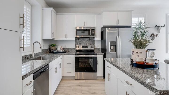 Property Photo:  1303 Galaxy Way  CA 92376 