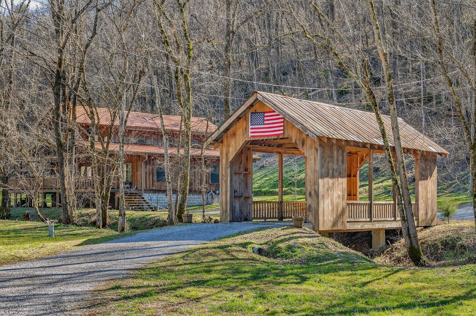 Property Photo: 3331 Adamson Branch Rd TN 37095