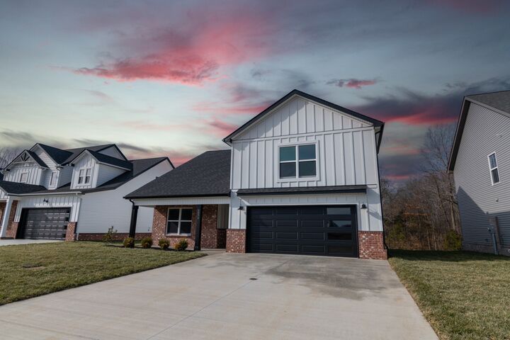 Property Photo:  1579 Hidden Creek Trail  TN 37043 