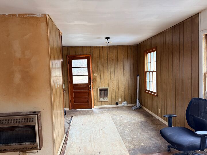 Property Photo:  110 S Oak Dr  TN 38450 