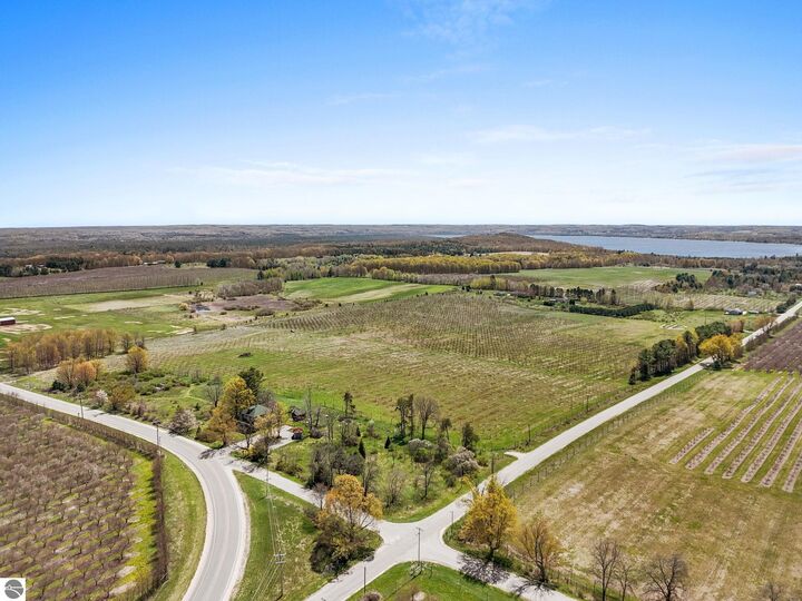 Property Photo: 12139 Chippewa Trail MI 49676