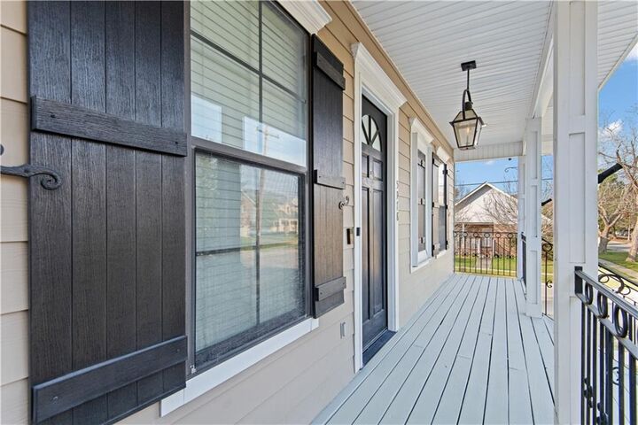 Property Photo:  5978 Argonne Boulevard  LA 70124 