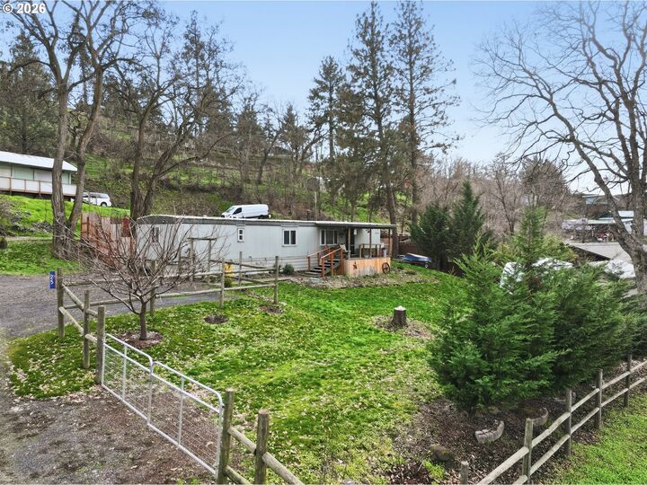 Property Photo: 25 Bryan Way WA 98635