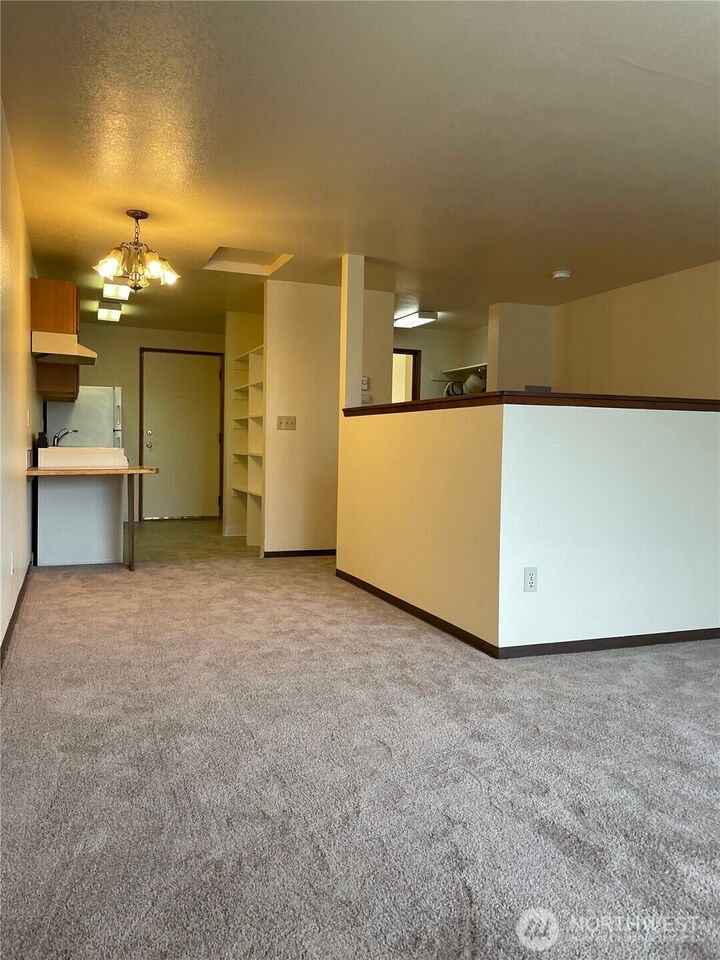 Property Photo:  15043  8th Avenue S  WA 98148 