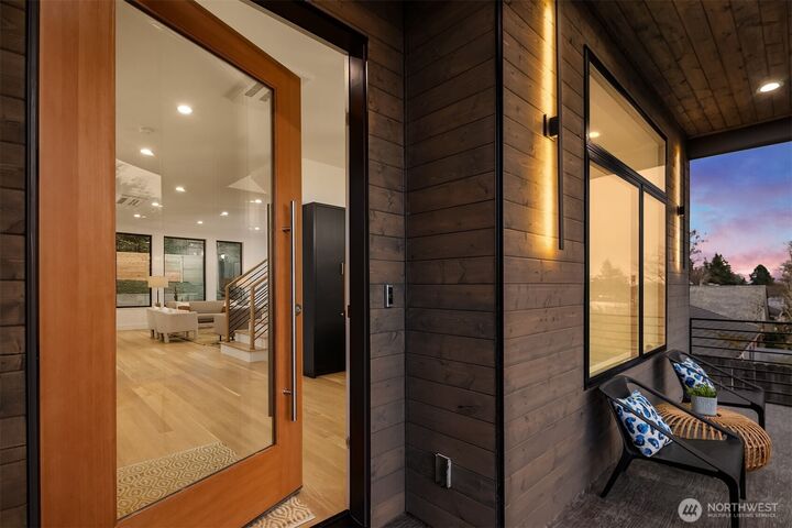 Property Photo: 3716 32nd Avenue W WA 98199