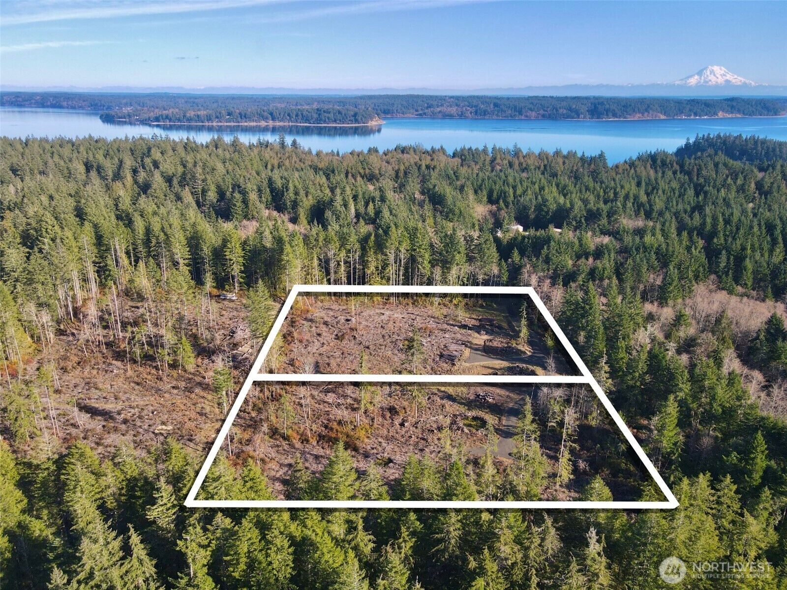 Property Photo: 255 E Solbakk Veien Road WA 98584