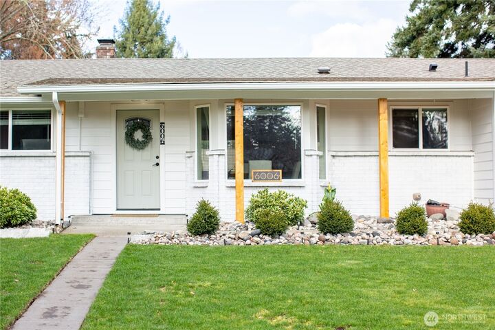 Property Photo: 6006 16th Avenue SE WA 98503