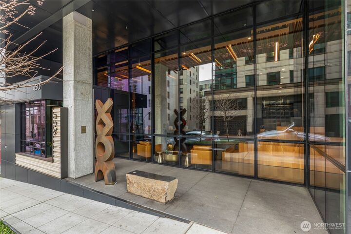 Property Photo:  450 S Main Street 1103  WA 98104 