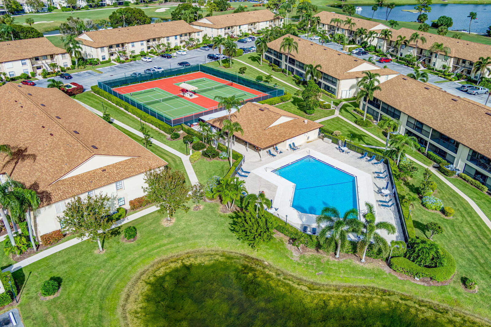 Property Photo:  202 Pinecrest Circle B  FL 33458 