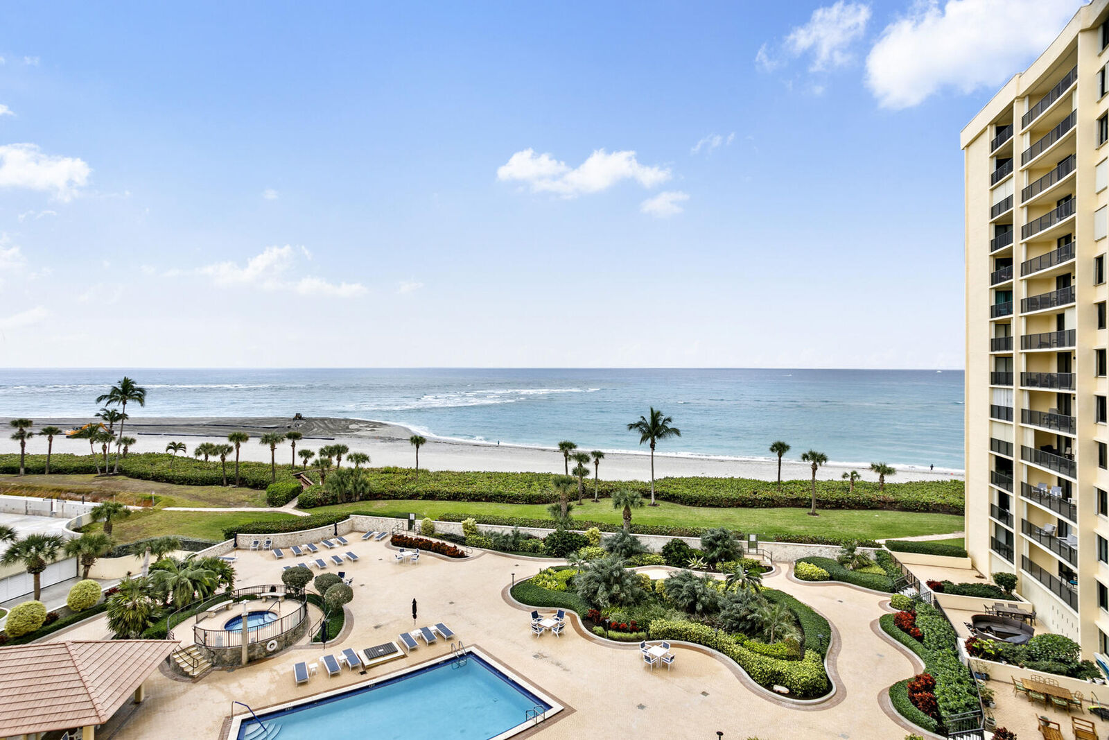 Property Photo:  300 Ocean Trail Way 706  FL 33477 