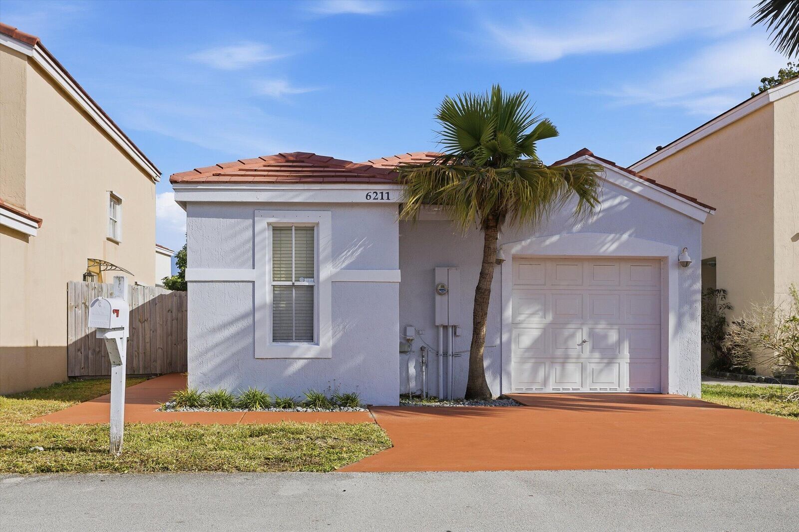Property Photo:  6211 Buena Vista Drive  FL 33063 