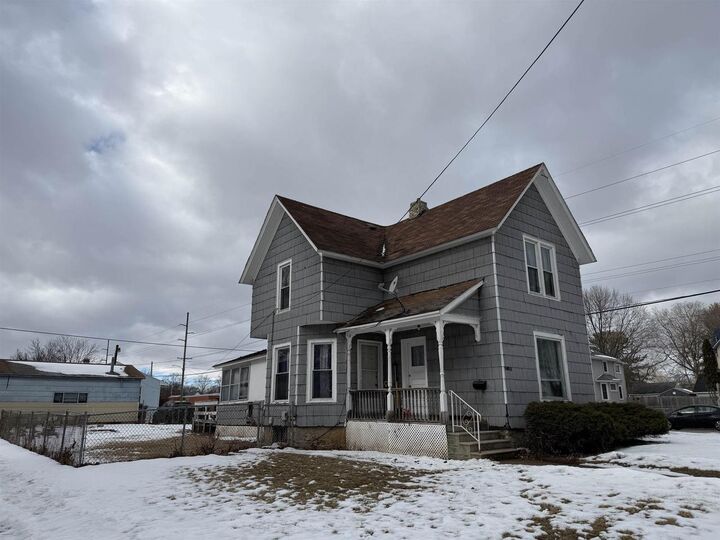 Property Photo:  1052 8th Street  WI 53511 