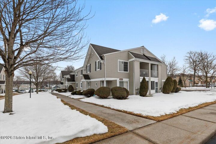 Property Photo:  593 Correll Avenue  NY 10309 