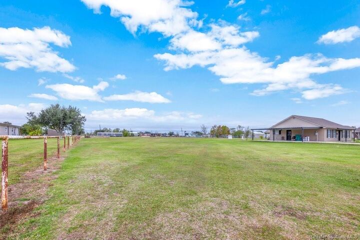 Property Photo:  7062 Greathouse Road  LA 70607 